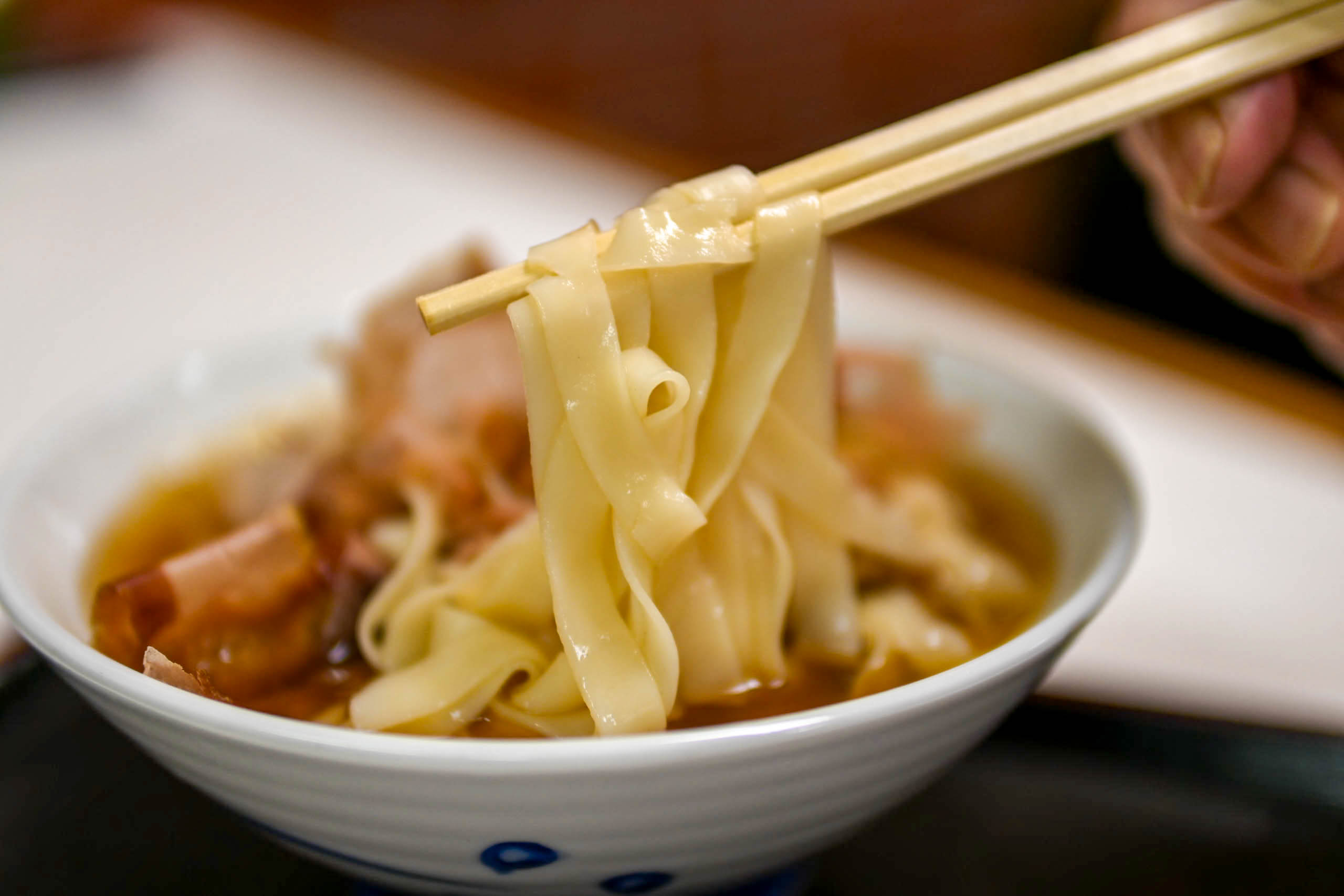 在擁有150年歷史的京都老字型大小“更科總店”邂逅一杯溫和的咖啡