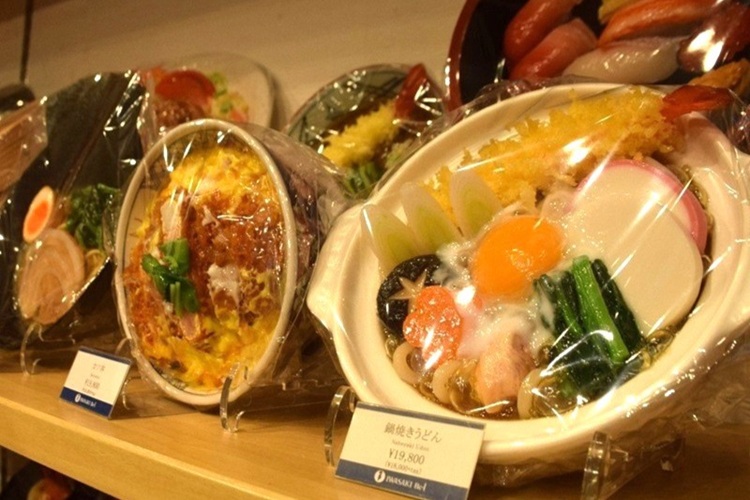 油炸食品的質感和焦糊程度等細節之美，只有在制造技術高超的日本才有