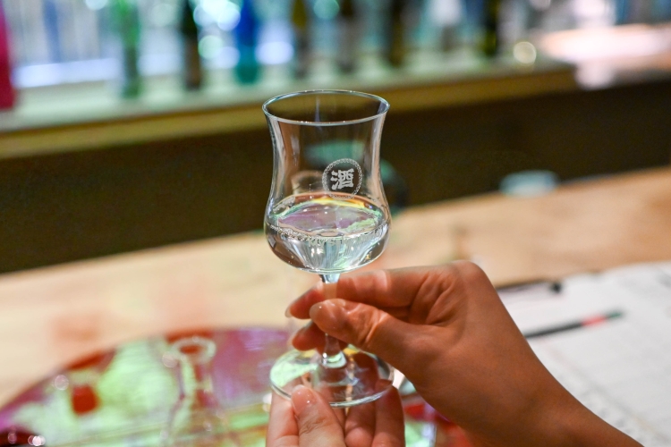 混合後完成的一杯，可以當場慢慢品嘗