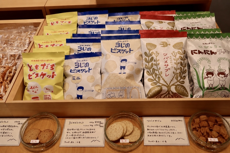 おやつ一つひとつに、こだわりと物語がある