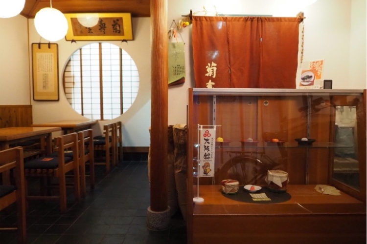 持續迎接重要客人的店內