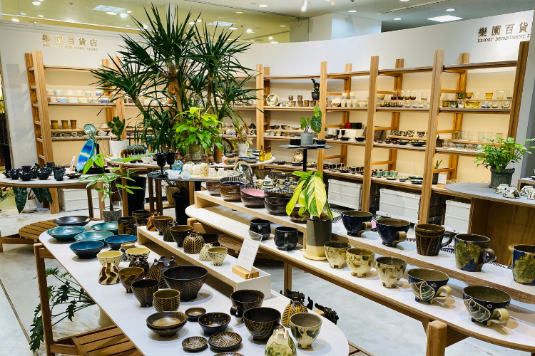 匯集了活躍在沖繩的作家Yachimun (陶瓷器、陶器) 的“Yachimun Garden”