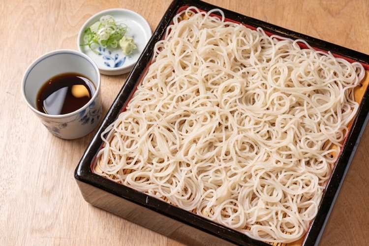 點餐後才開始製麵的「御膳生麵粉蕎麥麵」